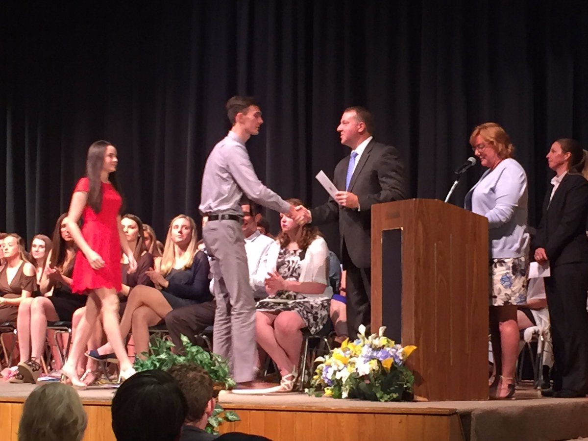 FoxboroughPS's tweet photo. FHS Scholarship Night! Congratulations Class of 2017 on all you have achieved! @Foxboro2017 So many generous community scholarships 💵 https://t.co/nv3J7L2ZkK