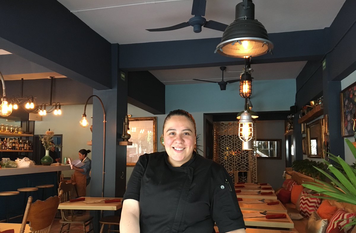 Gastromotiva's tweet photo. ¡Conocimos el nuevo espacio de @Paprika_df! Gracias Chef Tania Madrid por enseñarnos los detalles que acompañan la experiencia de la comida https://t.co/AwgsBNXjdQ