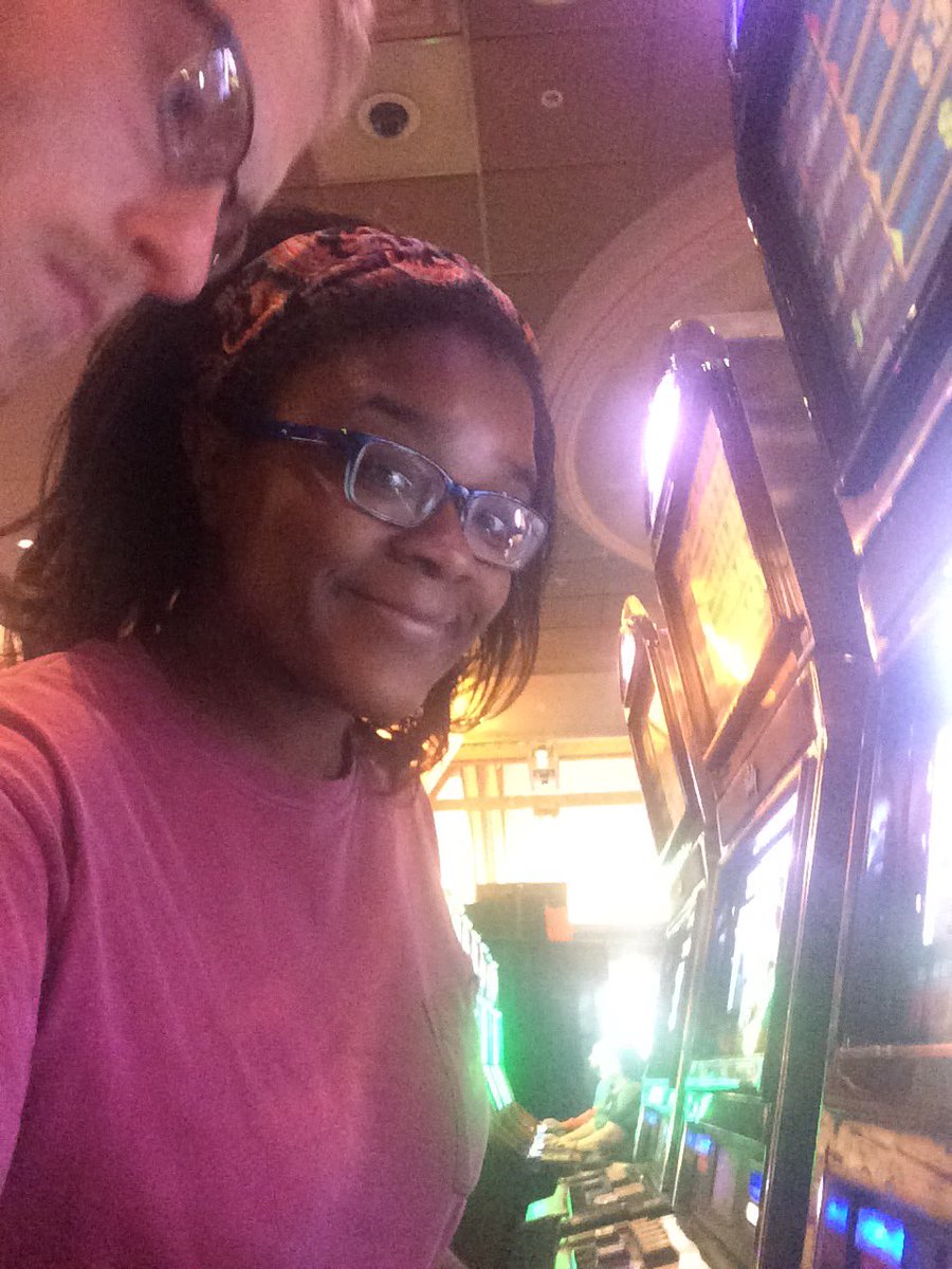 AmethystStewart's tweet photo. @Orentation2017 #MakeEmShh #clue62 https://t.co/eyw2e6Agnw