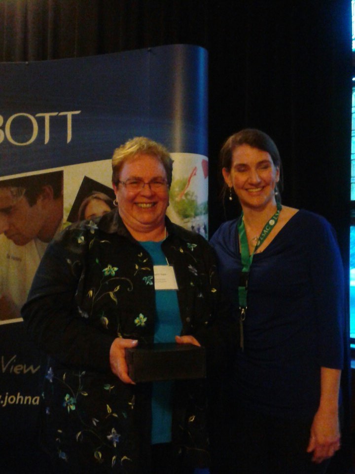 lsacmtl2017's tweet photo. LSAC Lifetime achievement award to Maryann Kope @lsacmtl2017 #Kudos #myworkismyPassion https://t.co/TyW5IHj7uQ