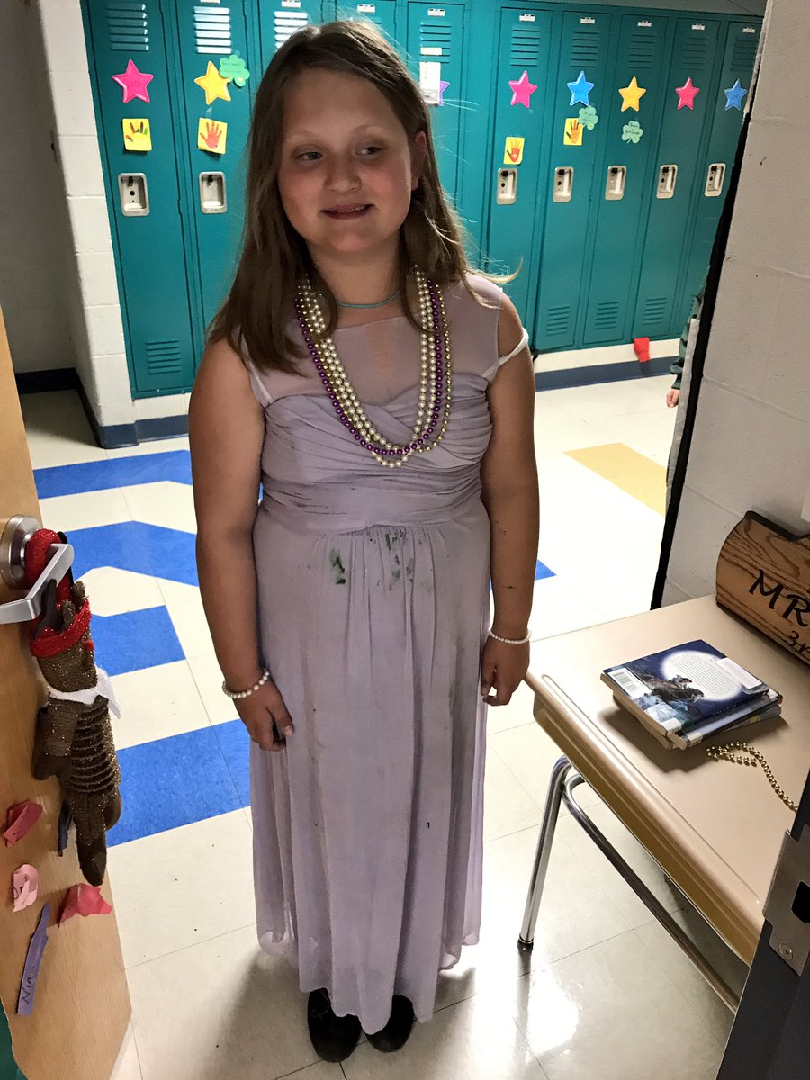 Hollywood day was a hit! 😎👠🕶👛👗🎬✨📽🌃💎