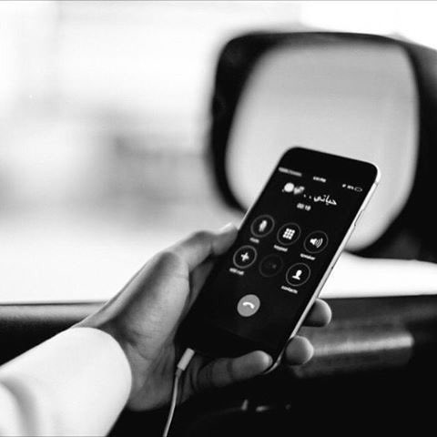 ٱعطيہ من وقتي يسولف وٱسمعہ 
وٱرخي لہ فوٱدي وٱرخّي مسمعي 
من گثر مٱ.. قلبي و تفگيري معہ
 ٱشتٱق لہ ..حتى و هو قٱعد معي
#يدل_دربة