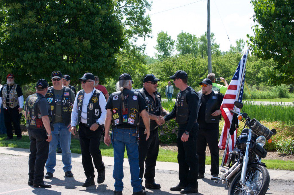 SenRonJohnson's tweet image. #MemorialDayWeekend send-off 400 riders on 100 day @NationoPatriots ride from @HDofMadison to help wounded veterans.
