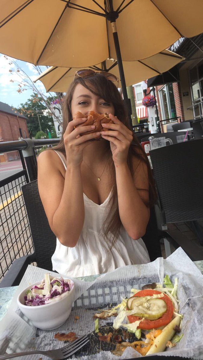 PaytonLeo's tweet photo. late bday? https://t.co/vL1YzBENtq