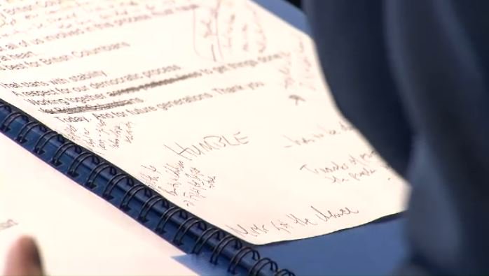 PennyDaflos's tweet photo. One of our cameras caught a glimpse of the premier's notes at her presser today. One word definitely stood out: #bcpoli @CTVVancouver https://t.co/YhpfYYQEuC