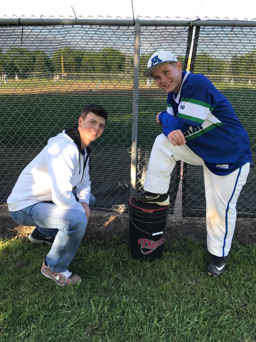 Jackson__Riley's tweet photo. Best pitcher in the state don't @ us https://t.co/YP4wwLmiTz
