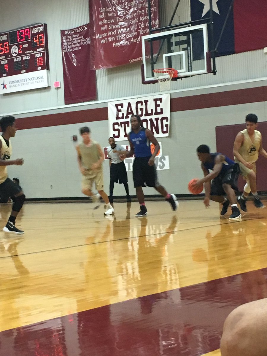 RiceTXBulldogs's tweet photo. #RiceBulldogs #basketball @DeeRobinson0 @TreJessie3 @Tanner03mccawl @Elizhah_Nezar https://t.co/dqbn6gGT43