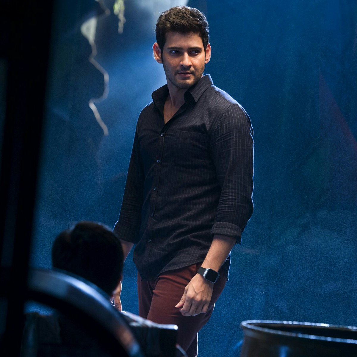 Keshav4005's tweet image. 27 Hrs to go 😍

#GlimpseofSpyder at 10:30 AM on June 1st 👍

#SpyderTeaserOnJune1st 😍

@urstrulyMahesh @ARMurugadoss