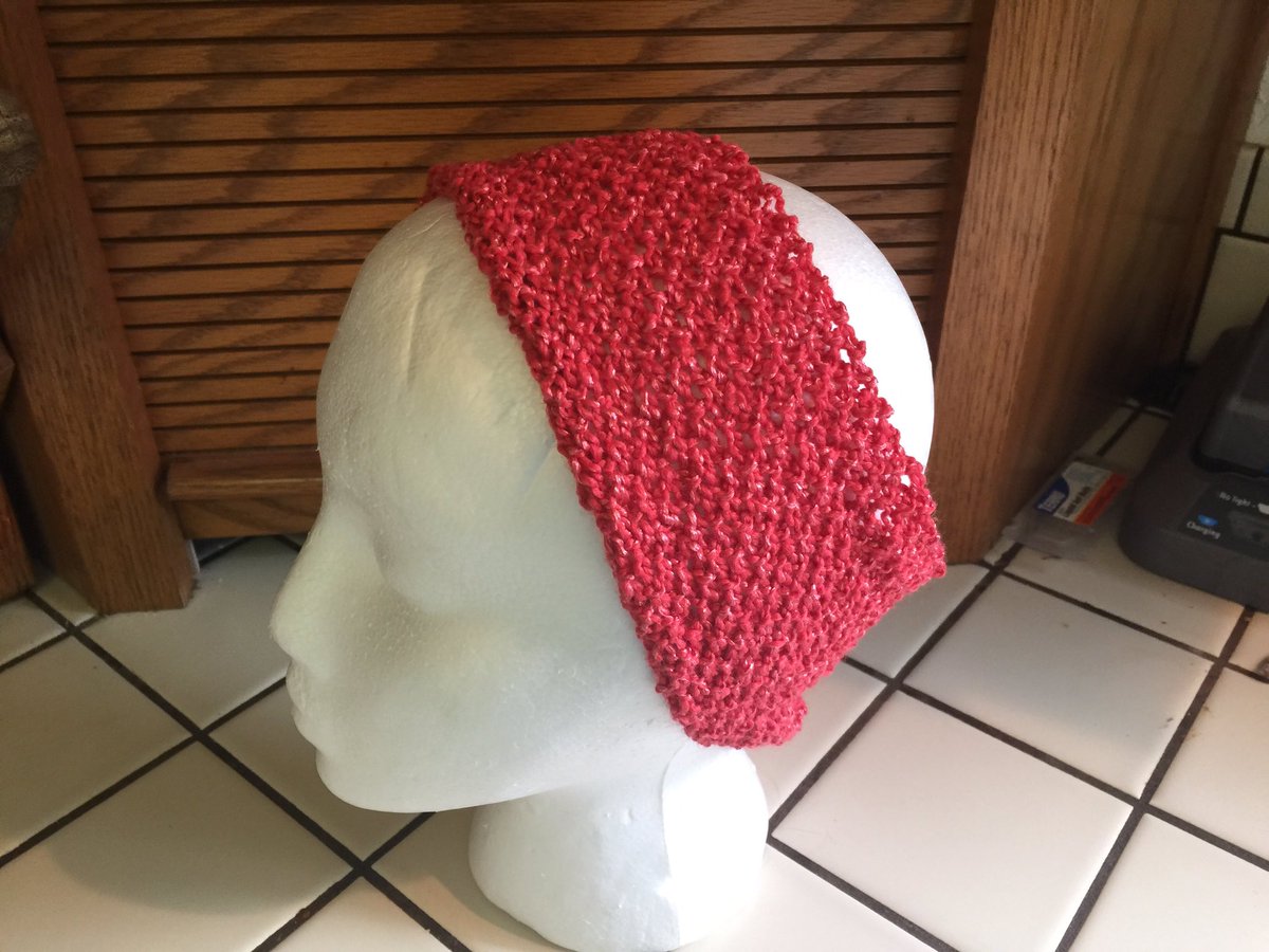 laura_metheney's tweet photo. A berries headband for moi.
#Lunagaiaknits, #knitheadbands, #knittersoftwitter, #knittersoftheworld, #fashion https://t.co/4h7kNC4AXP