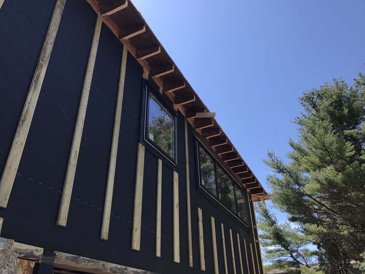 Pretty much the full #keelarchitectural menu on this #mahonebay #blueprint build. <a href="/VaproShield/">VaproShield</a> @Cembrit <a href="/Kolbewindows/">Kolbe Windows</a> #buildbetter