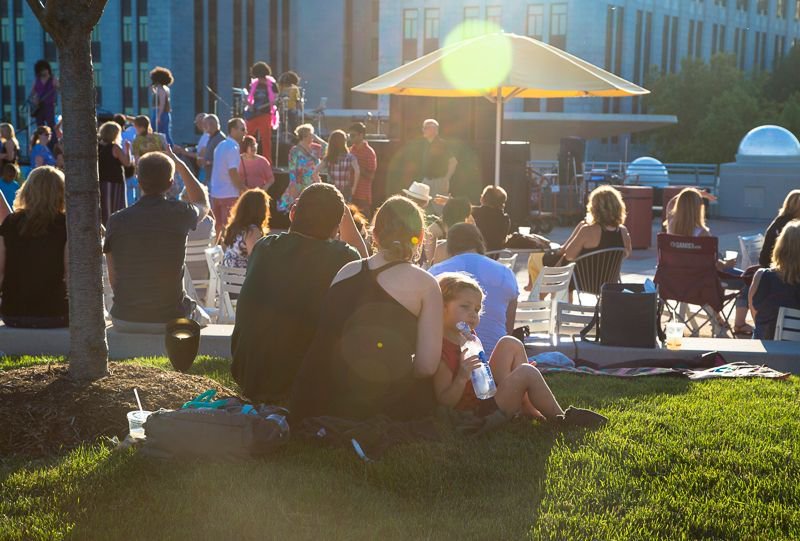 phil_sveum's tweet photo. Free Concerts on the Rooftop @MononaTerrace | Thurs 6/1 - 7/20
More info & tickets: https://t.co/O1f1BzeAE3 #madisonfun https://t.co/9rzrz9ONSi