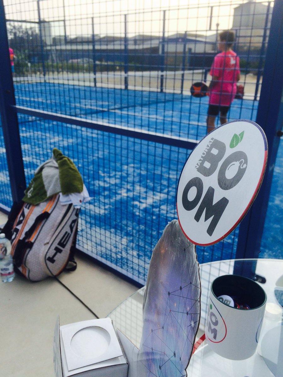 PadelM2Italia's tweet image. #PadelDay2017: una festa che non finisce mai. Arrivederci al #PadelDay2018 💞🎾