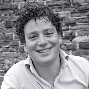 Good luck Gideon Cramwinckel, Global Head of #CRM <a href="/BloomonNL/">bloomon</a>. He talks about data-driven optimization of customer service <a href="/Ecommlive/">Ecommercelive</a> #ECL17