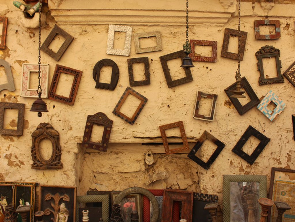 NGTIndia's tweet photo. An empty frame is like a clean slate. Wipe it clean, and start afresh. #WallofFrame #OrganisedChaos
Today's #DailyShot is by Saurabh Gayali. https://t.co/ht87sitsnI