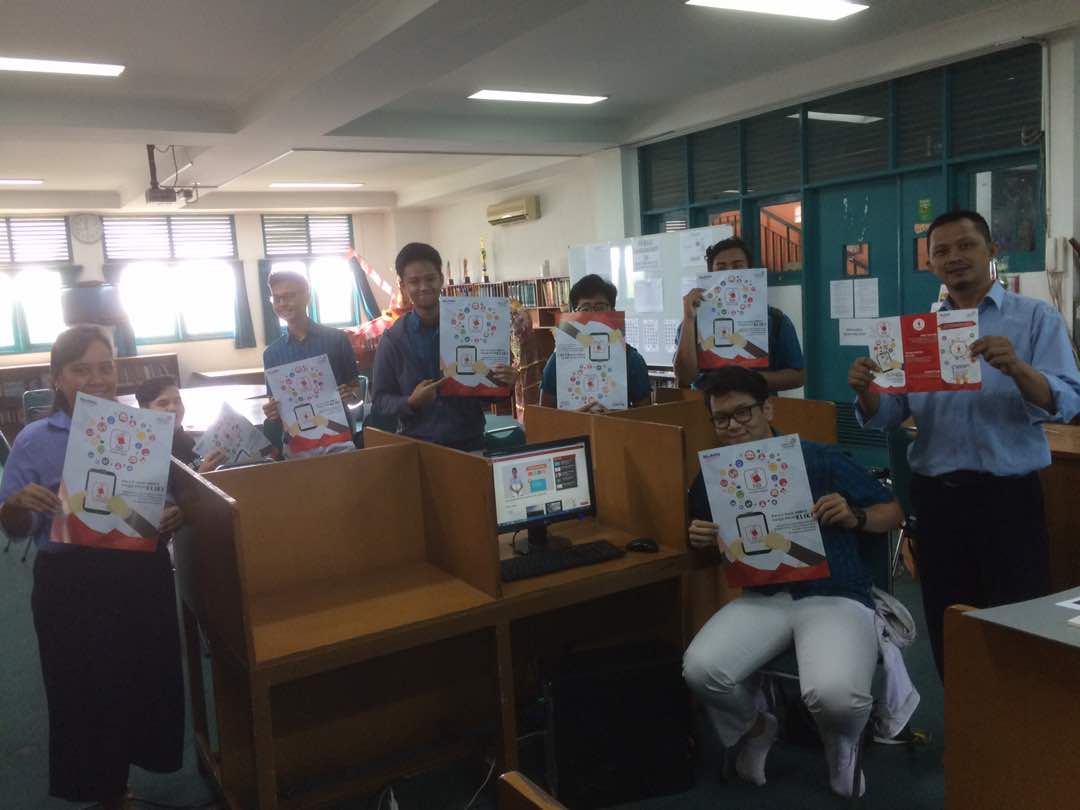 Agan_tea2015's tweet photo. @Synergy_Telkom 
#PADITREG2
#WiTELTANGERANG
#BUMNhadiruntuknegeri 
Yuk kita belajar lewat Pustaka Digital di SMA PembangunanJaya plusTangsel https://t.co/pfexW050Jy