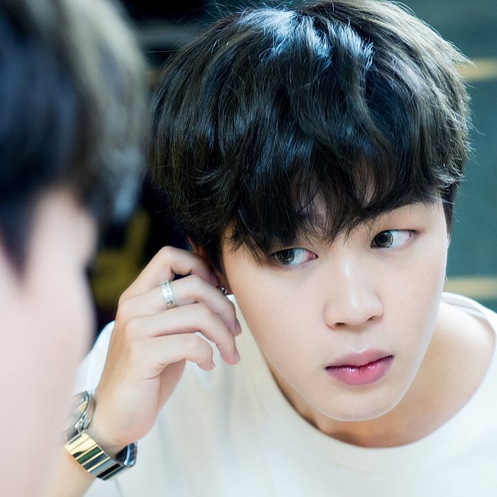 Phumshop's tweet photo. หมูน้อยของพี่ #หมูมิน
#JIMIN #minnee #BTS https://t.co/U8CyMwCsls
