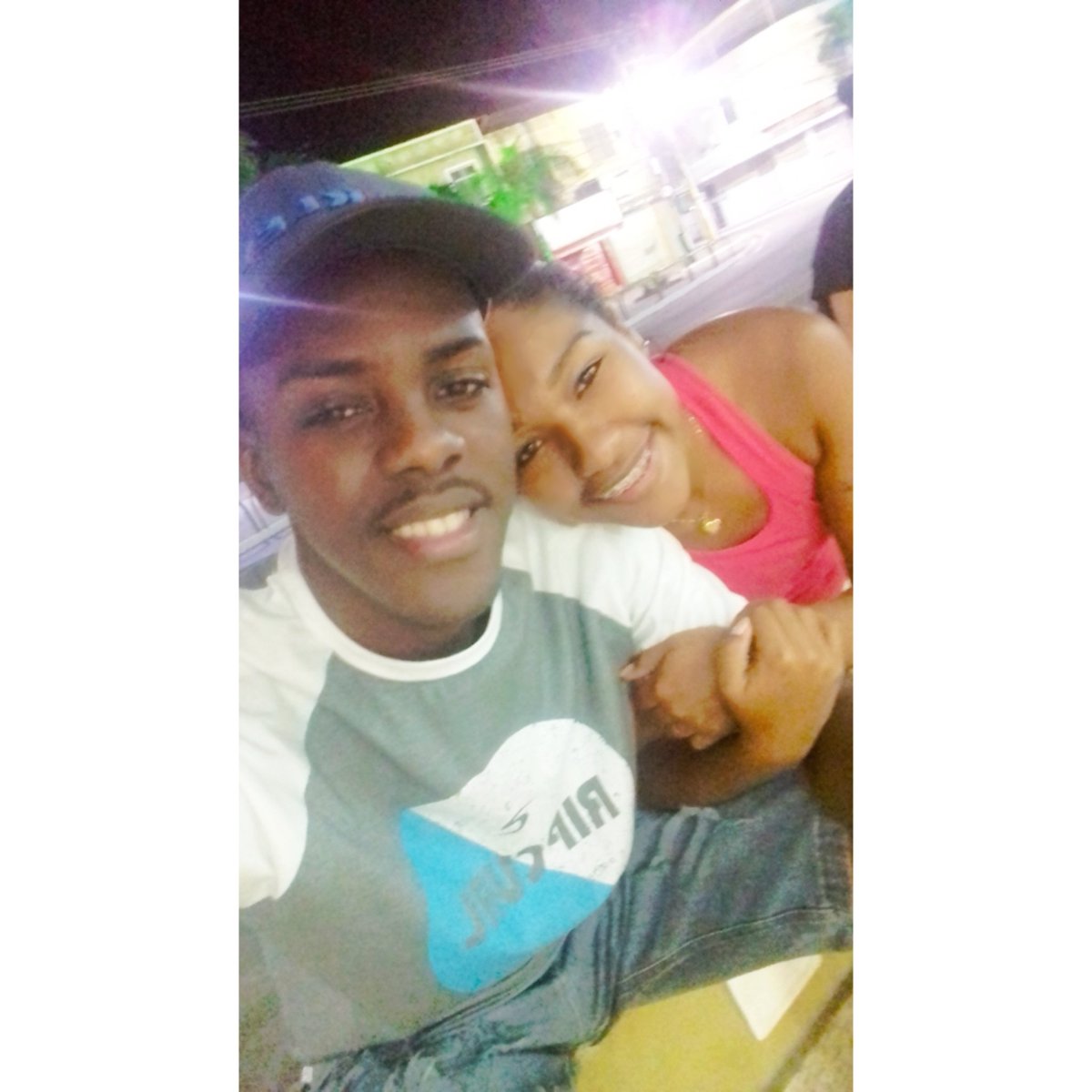 Michell32375719's tweet photo. Meu Grude!. 💑😍 https://t.co/1PBTG7sF9w