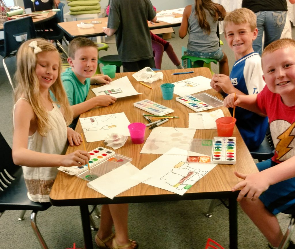 Mrs. Hunter tweet media