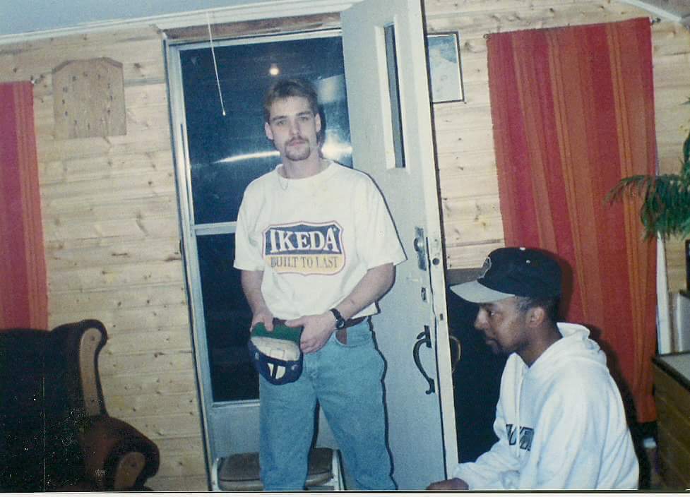 tdarmcc's tweet image. 22 yrs ago this guy decided his time here on earth was thru😞 Miss you baby brother...til we meet again RIP❤
#SuicideAwareness #watchforsigns