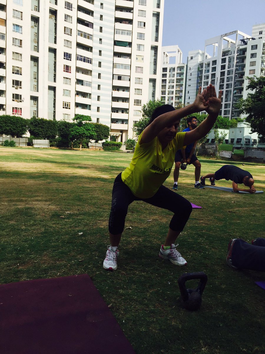 BootCampYellow's tweet photo. Who say AGE is a number...Savita our senior most athlete killing it today with KBS #bootcampyellow #inuswetrust https://t.co/18eezySGHt
