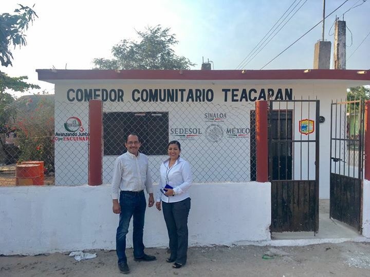 goyo310's tweet photo. Profesor @limberpd en representación de @RosaElenaMillan en supervisión de #ComedoresComunitarios https://t.co/mS6tTSI8Dv https://t.co/jY6gYufSaI