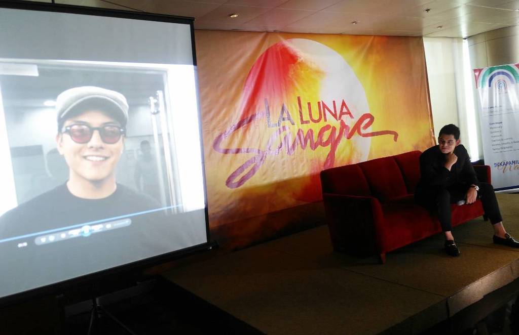 StarCreativesTV's tweet photo. Richard was surprised with the video welcome prepared by KathNiel! #WelcomeRichardGutierrez https://t.co/npuoMIgP6Q