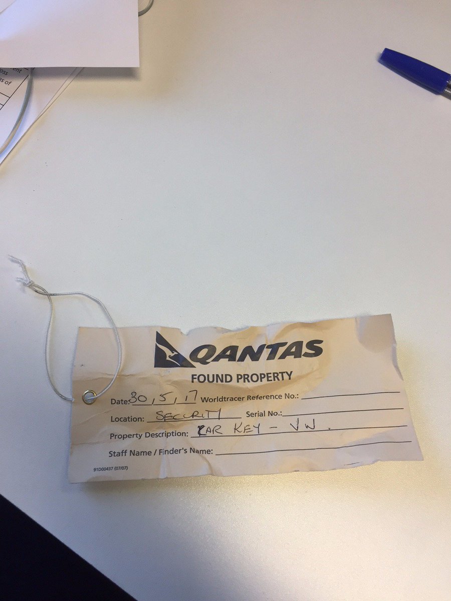 tomwaylandfrost's tweet photo. dropped my keys at the airport. whoopsies. hehe. thanks #qantas https://t.co/57tGkRjGd6
