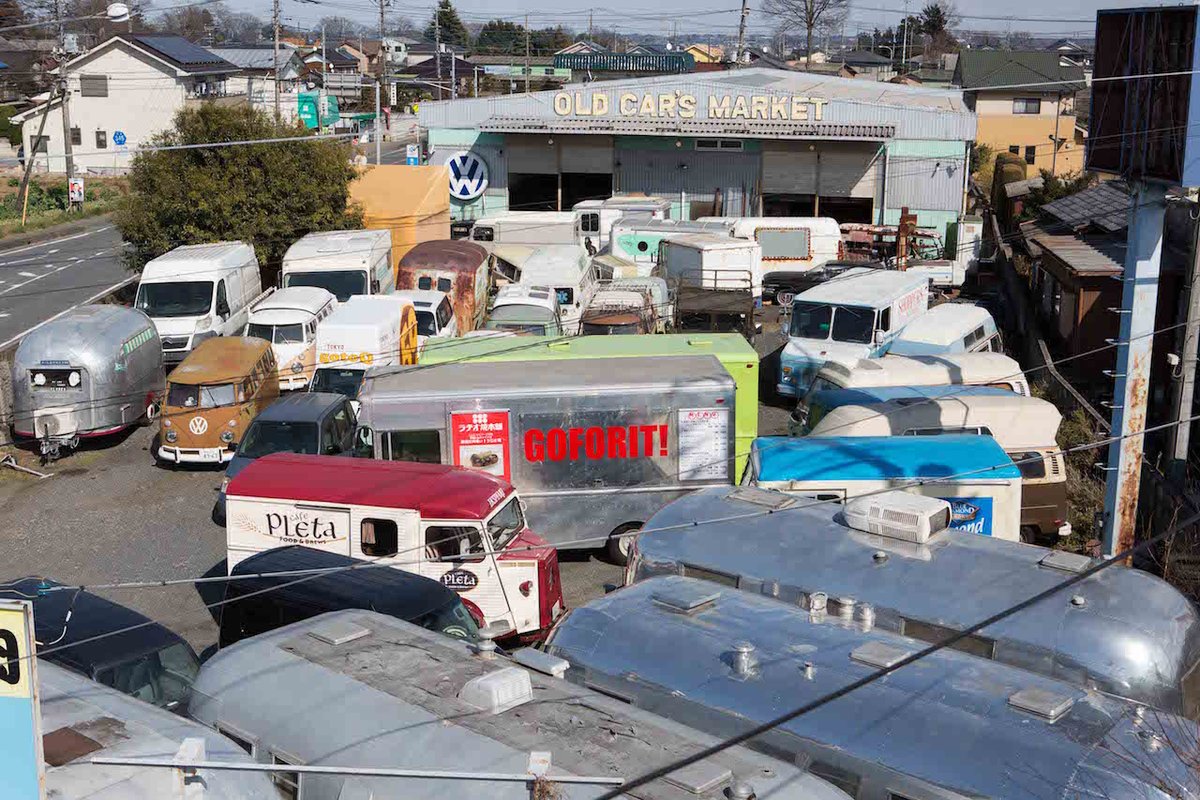 Popeye Pa Twitter 最新号は 車が欲しい こうも 車が欲しい を連呼されて 心は傾いてきたかな ならば 埼玉県東松山市の Old Car S Market へgo ワーゲンバスに海外の移動販売車 レアな 60年代の国産車などなど 圧巻 壮観 感嘆の品揃え この写真