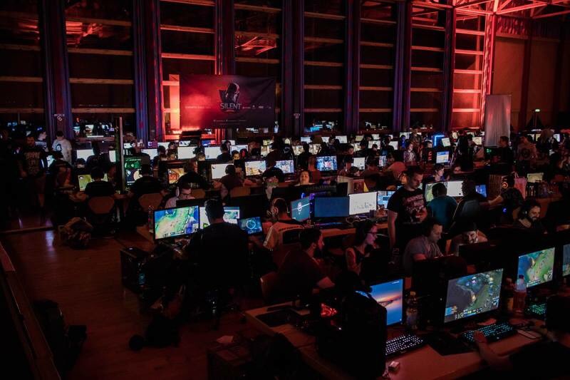 xPsychoBunny's tweet image. The EEvent #7 photos (by nhat-ha.com) are online! Go check them out: facebook.com/pg/xpsychobunn… #EEvent #SILENTEEvent