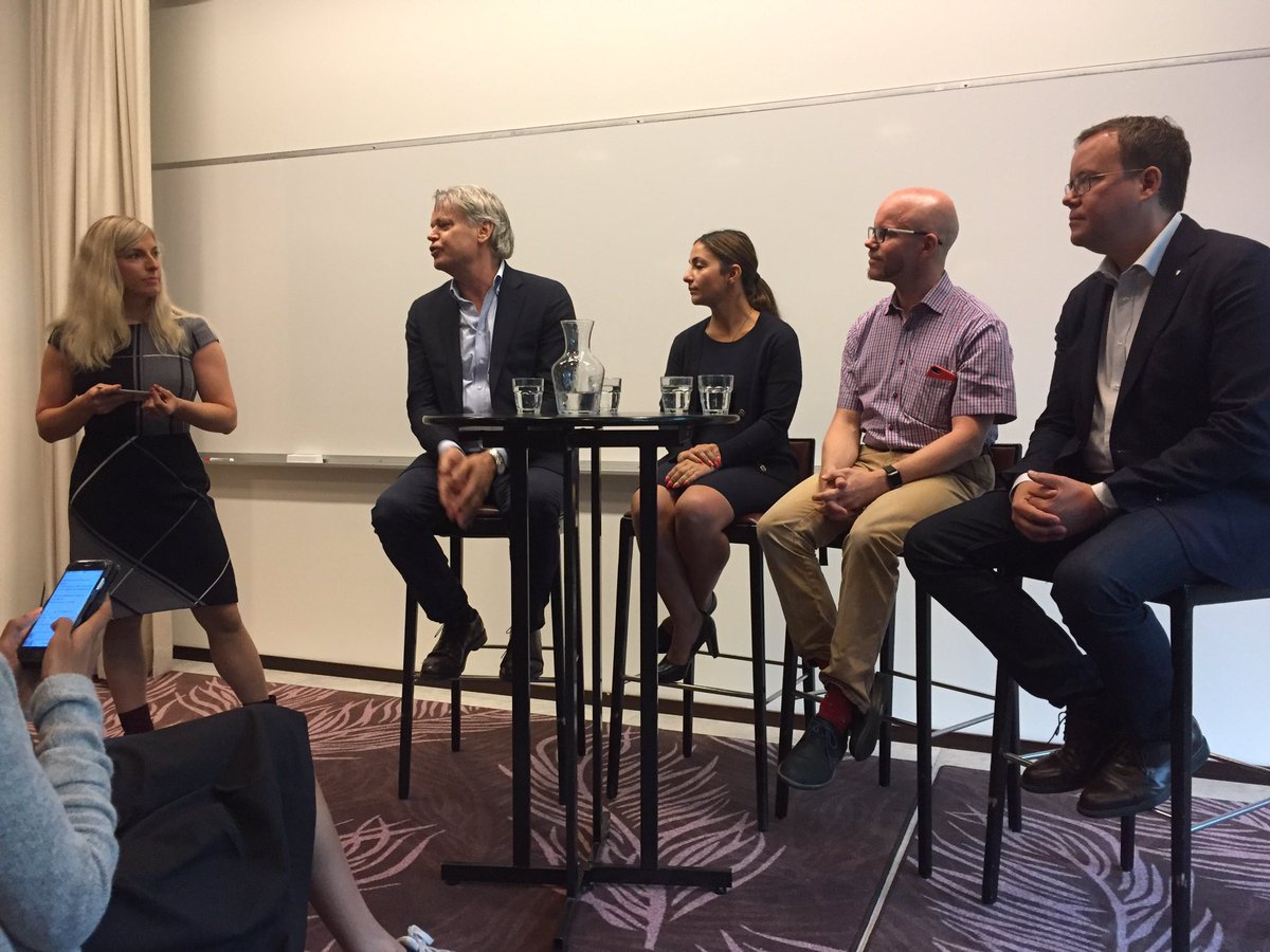 MikaMetso's tweet photo. Idag börjar vi morgonen hos @MeltwaterSE och @schoolido om digitaliseringen av skolan. Sthlm vill vara den ledande kommunen. https://t.co/0irJJsDg30