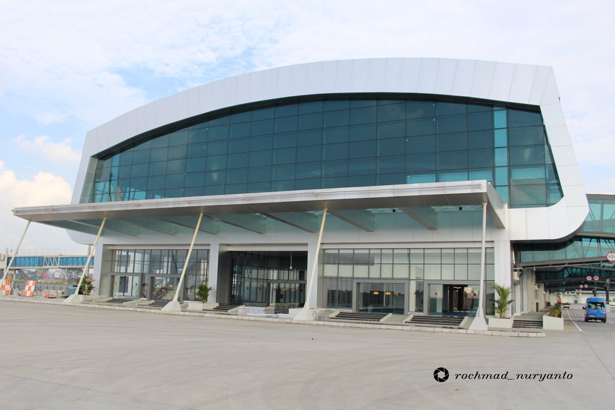 rohmad_rdn's tweet photo. #AirSide #Terminal3Ultimate #SoekarnoHattaInternasioanalAirport https://t.co/1bDngOdVF7
