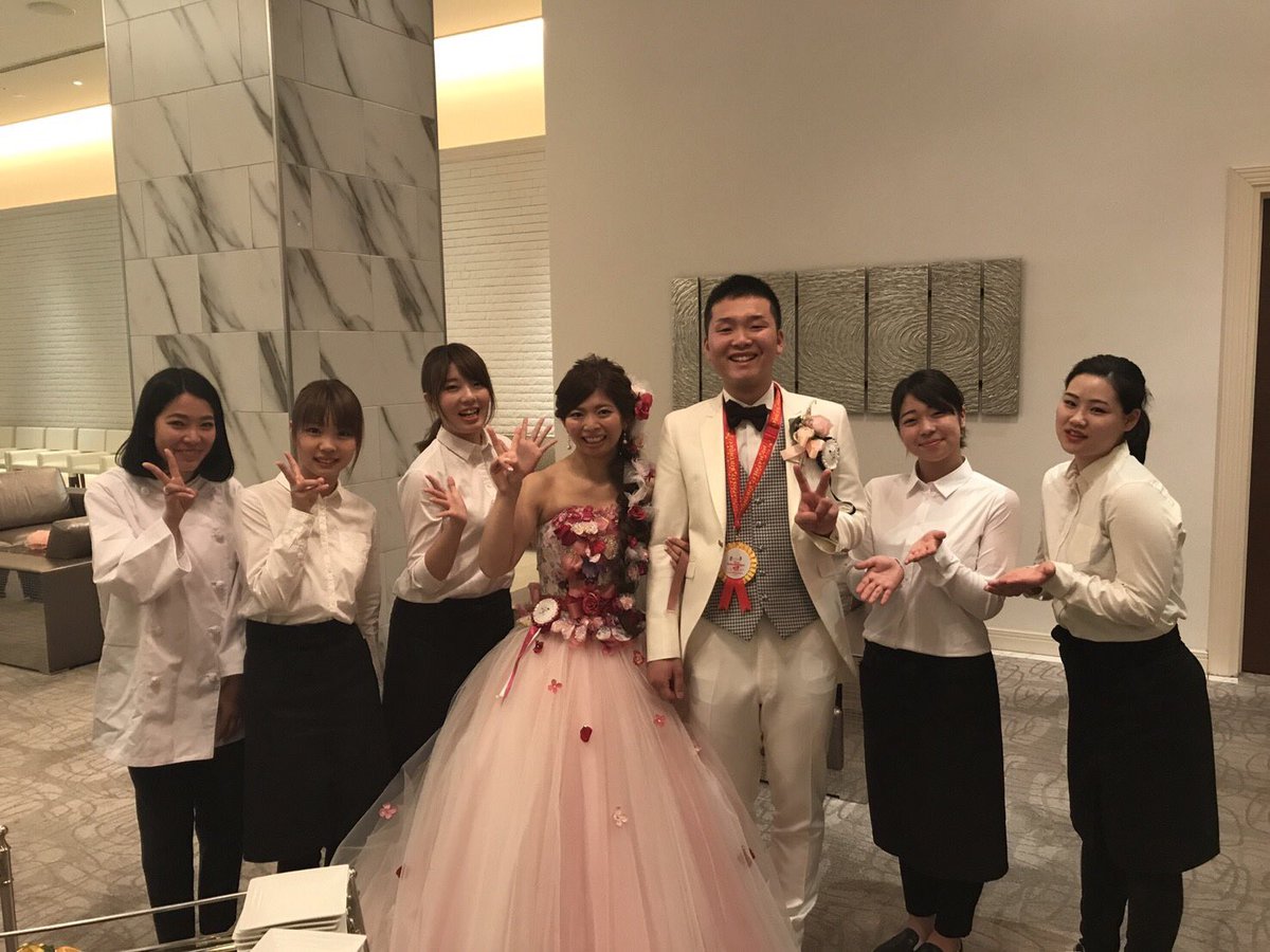 サプライズモブチーム ディズニーテイストの素敵な結婚式でのモブ ダンサー5名でmy Life Would Suck Without Youの曲でフラッシュモブ 感動のお手紙の中に私達へのメッセージも入れていただき 出演したメンバーも涙 でした その時しか味わえない感動 サプライズモブチーム ディズニーテイストの素敵な結婚式でのモブ ダンサー5名でmy Life Would Suck Without Youの曲でフラッシュモブ 感動のお手紙の中に私達へのメッセージも入れていただき 出演したメンバーも涙 でした その時しか味わえない感動