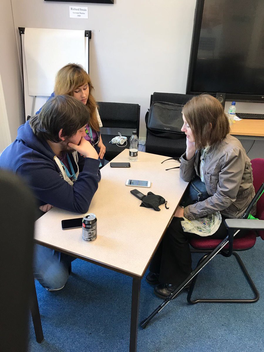 A very happy lady coming to visit our #o2guru Becky and Jordan finding out about accessibility for @actionforblind