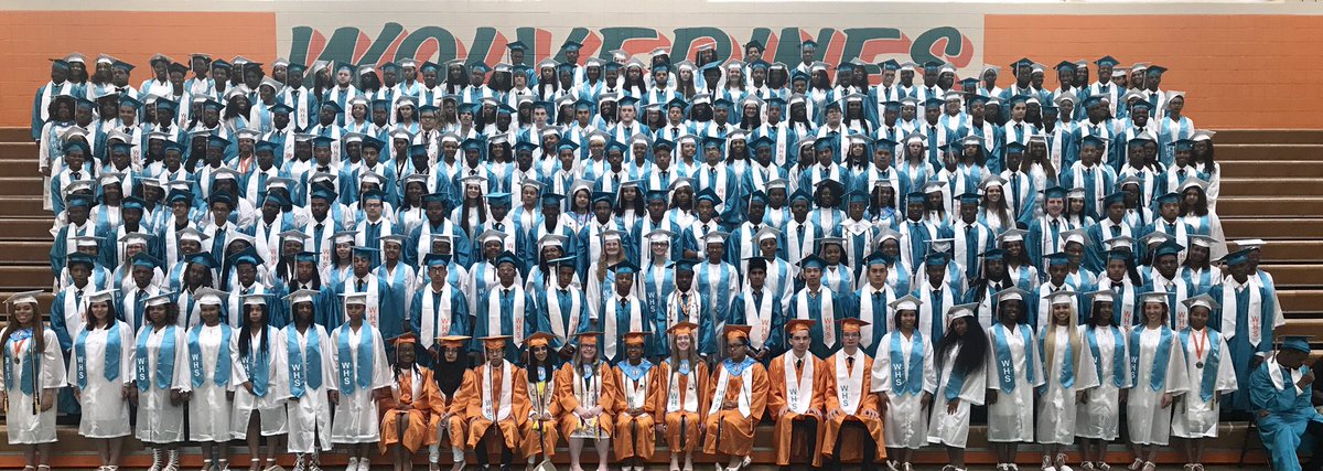 Westlake_HS's tweet photo. Class of 2017 is ready for their big day. https://t.co/c40Lf2PQ6Y