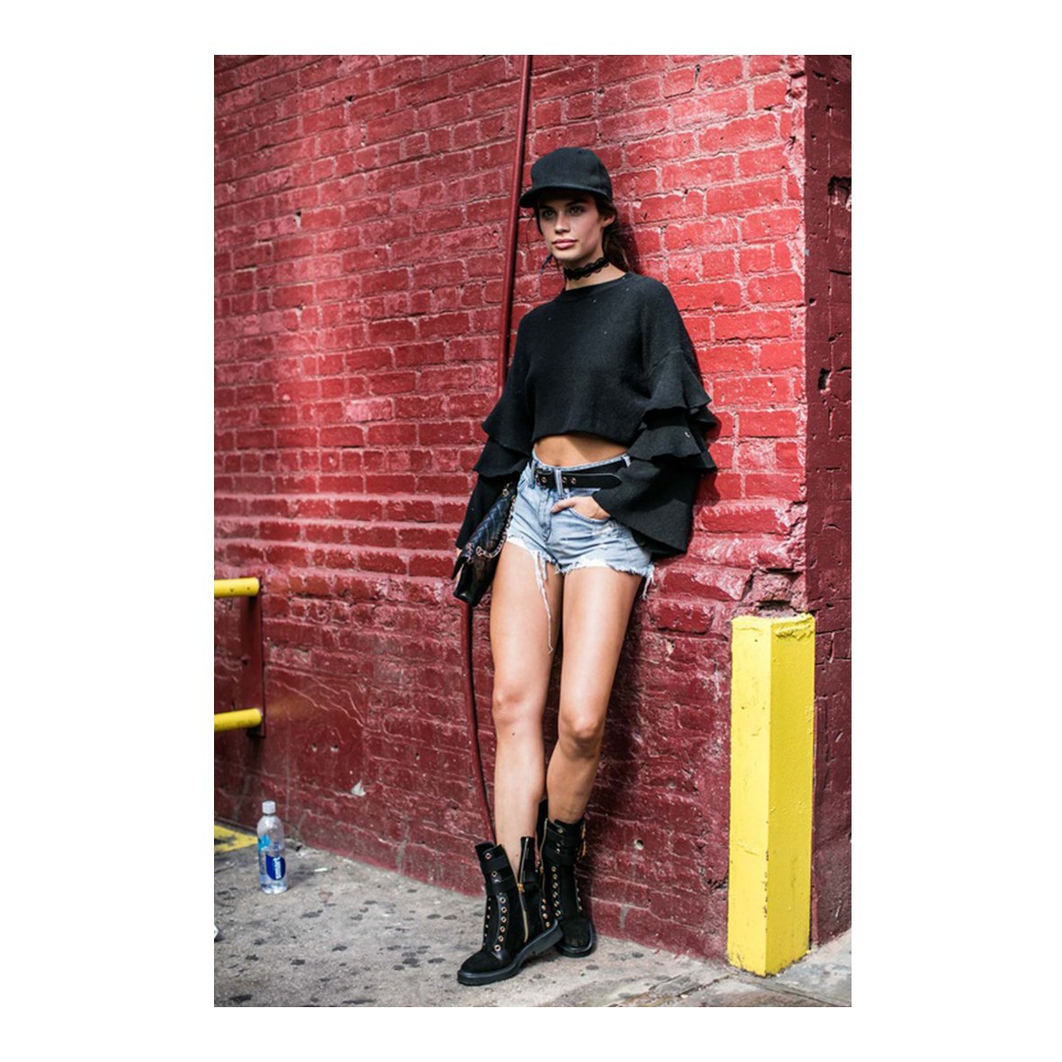 FFOMOEngland's tweet photo. Denim and Frill sleeves goes well together! #ffomoloves #ffomofashion https://t.co/k15tS72WcJ