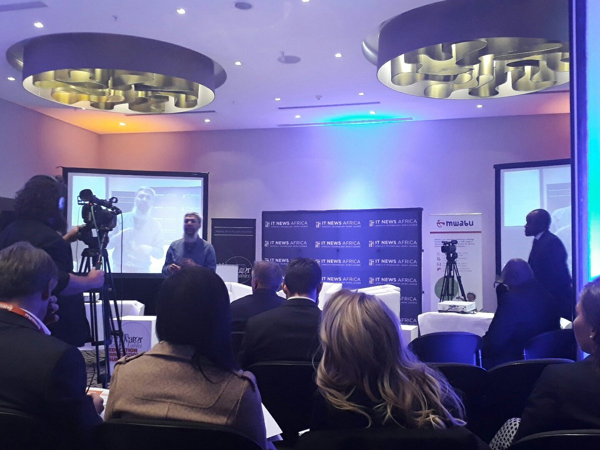 MarshallSon68's tweet image. It&apos;s time for a new curriculum! @BilalKathrada  #techcurriculum #coding #edtech @Snapplify #elearning #EISUMMIT2017