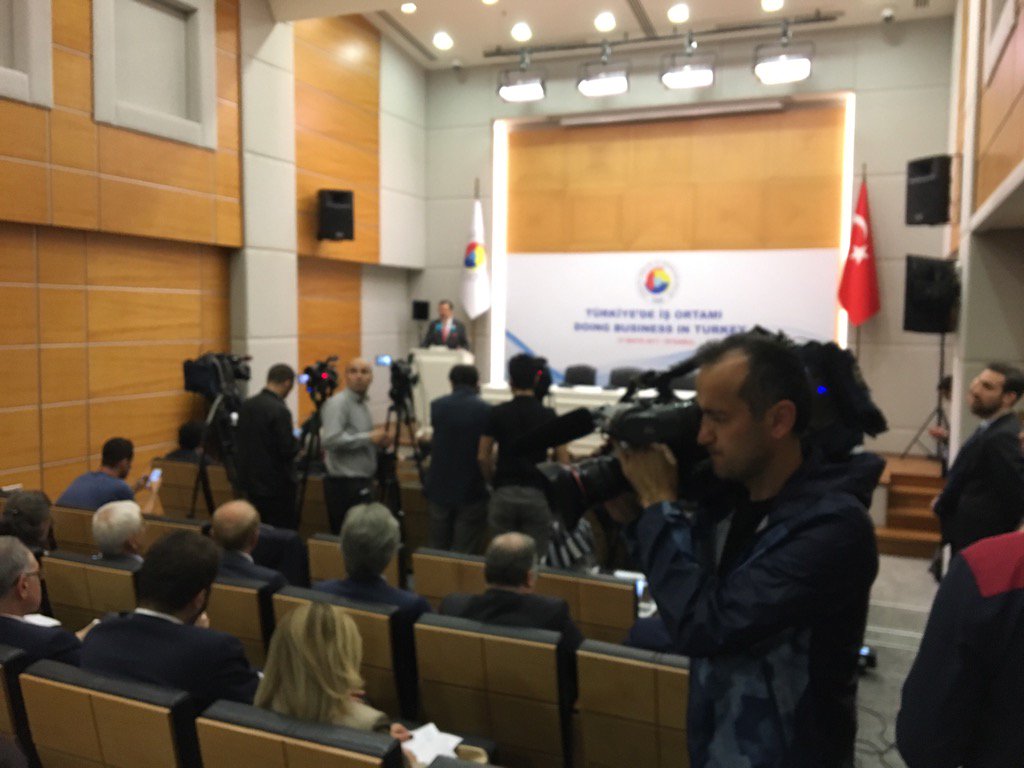 Doing Business-Türkiyede İş Ortamı Bilgilendirme Toplantısı açılışını TOBB Başkanı <a href="/RHisarciklioglu/">Rifat Hisarcıklıoğlu</a> yaptı.