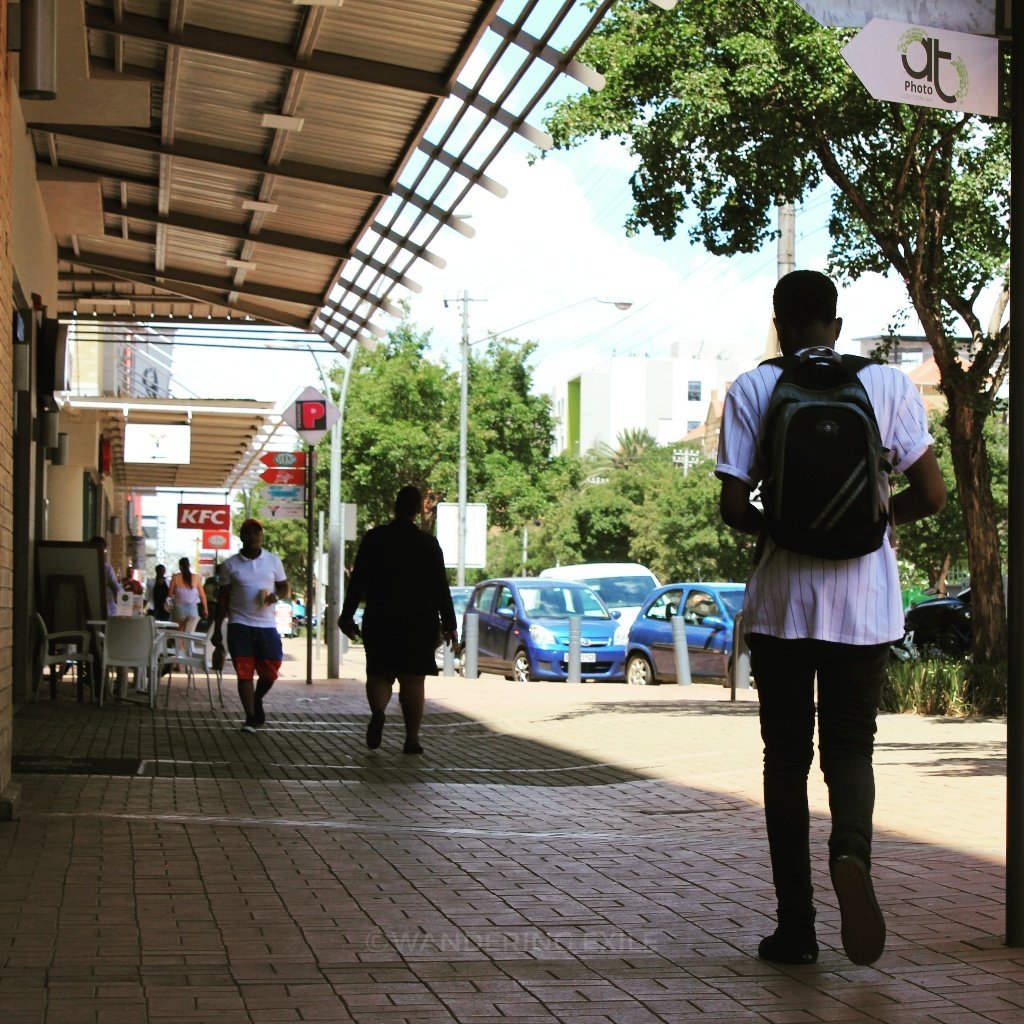 "... walking helps retrieve the absolute simplicity of presence..." － Frèdèric Cos