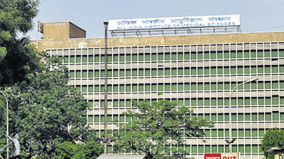htTweets's tweet photo. AIIMS MBBS entrance test paper leaked, says Vyapam scam whistle-blower Anand Rai https://t.co/Z3qqlpEY4b https://t.co/K3mkwrVjku