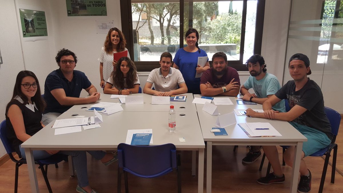 BelenBritoM's tweet photo. Seguimos en @La_UPM #ETSIINF #Interships #TransformacionDigital @AtosES @WorldlineES @LaraSJ_AtosHR @ElenaStmRrhh https://t.co/txotAN96u4