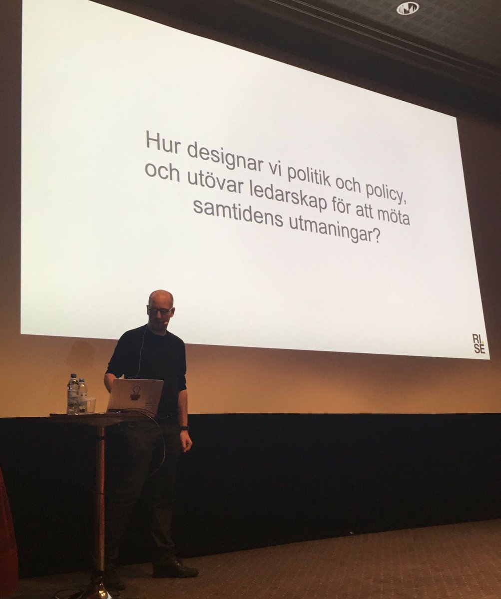 hejasommar's tweet photo. @carlheath ställer dagens viktigaste fråga #offrum https://t.co/Bh5LAidpDm