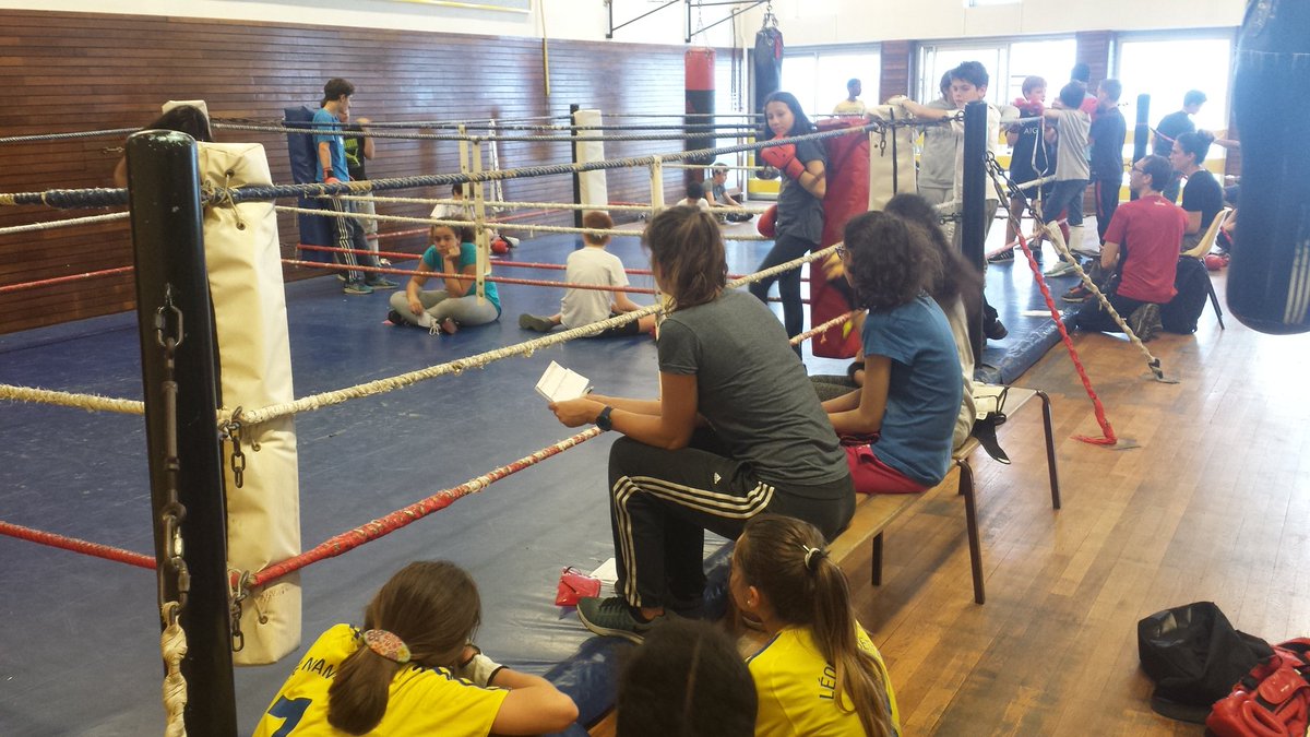 MarionRelier's tweet photo. [31.05.17] phase de qualification pour les boxeurs benjamins @UNSSParis @unss
Qui rejoindra PMF et @AS_JBC75 déjà qualifiés ? @EAndreassian https://t.co/hCiKhG2uJf