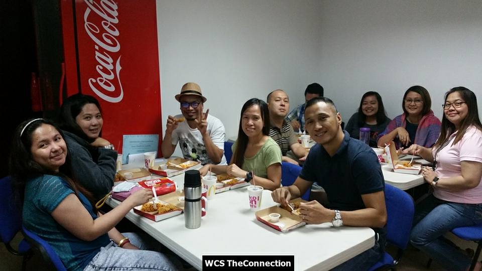 WCS_Connection's tweet photo. Employee Performance Recognition - Q1 2017 | May 1, 2017 #WCSAsia #WCSTheConnection https://t.co/gO9alfF4dP