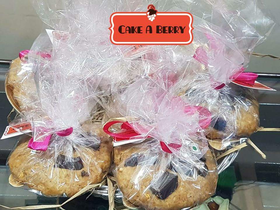 cakeaberry1's tweet photo. #chocochunk #cookies #chef #cheflife #ChefsTable #Foodiechats #foodphotography #cakedecorating #Mumbai https://t.co/4diyklUm8W