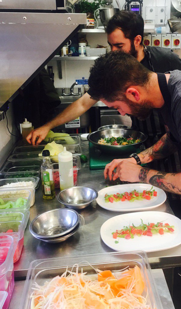 Cheers <a href="/thefysh/">spoonloover_77</a> your kitchen was lovely to work in, left you a box of goodies in the fridge 👍👍