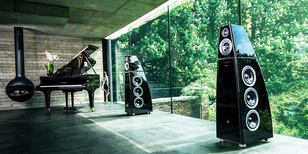 MeridianAudio's tweet photo. We are now offering brand new #HiResTraining alongside @CEDIA accredited courses. Book your place here: https://t.co/fzu7YP1wuB #Audio https://t.co/TAZiQgRlww