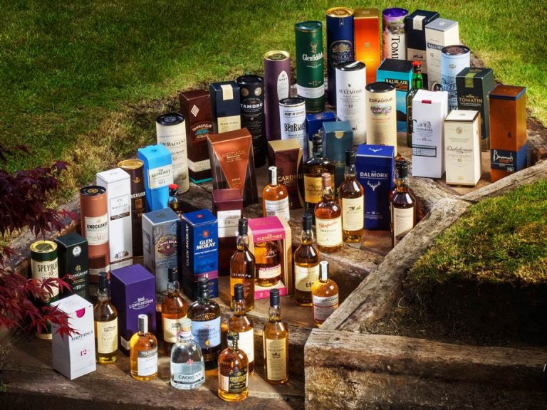 Whisky_Broker's tweet photo. Last chance to win all this whisky for just £1 proceeds going to @Just_a_Drop https://t.co/kVsyZmhLEn #scotchwhisky #whisky #brokerofchoice https://t.co/yK4QktcErp