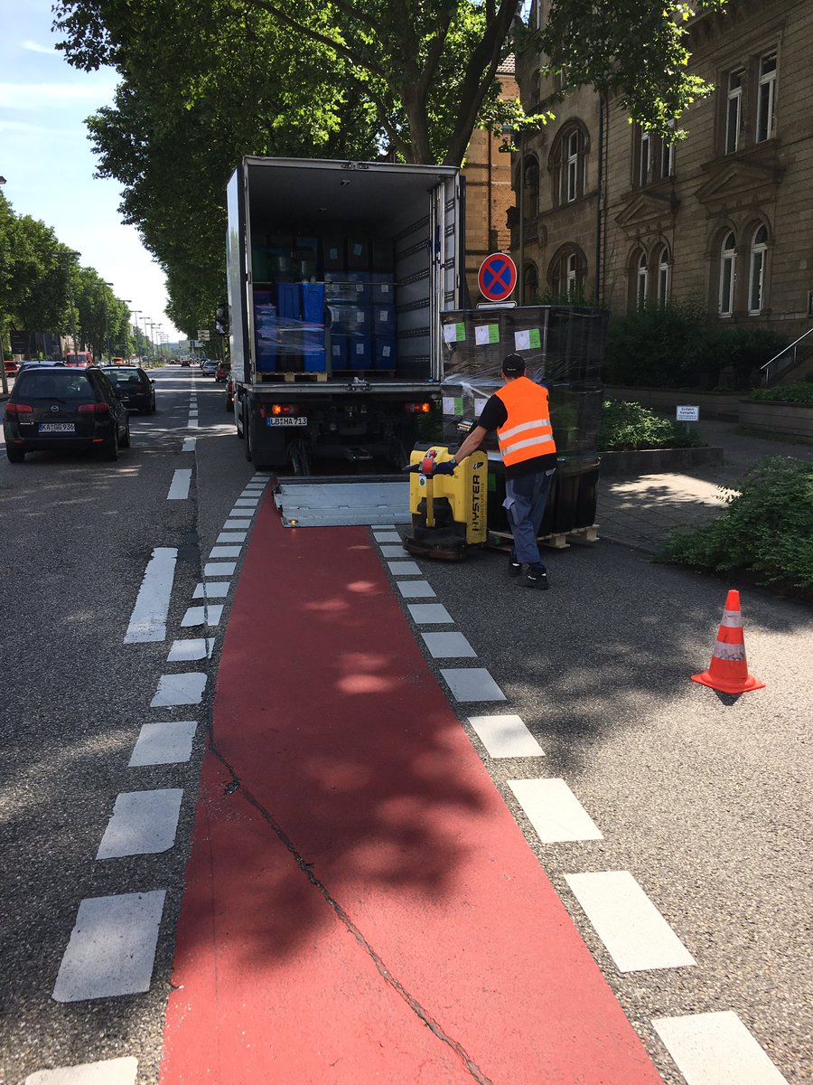 karlszeit's tweet photo. 😡 https://t.co/Oo3IiocICP