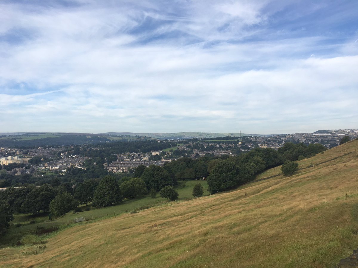 Rather not be in stuffy office on a day like this #happyvalley #yorkshire #viewfrommyroad #halifax