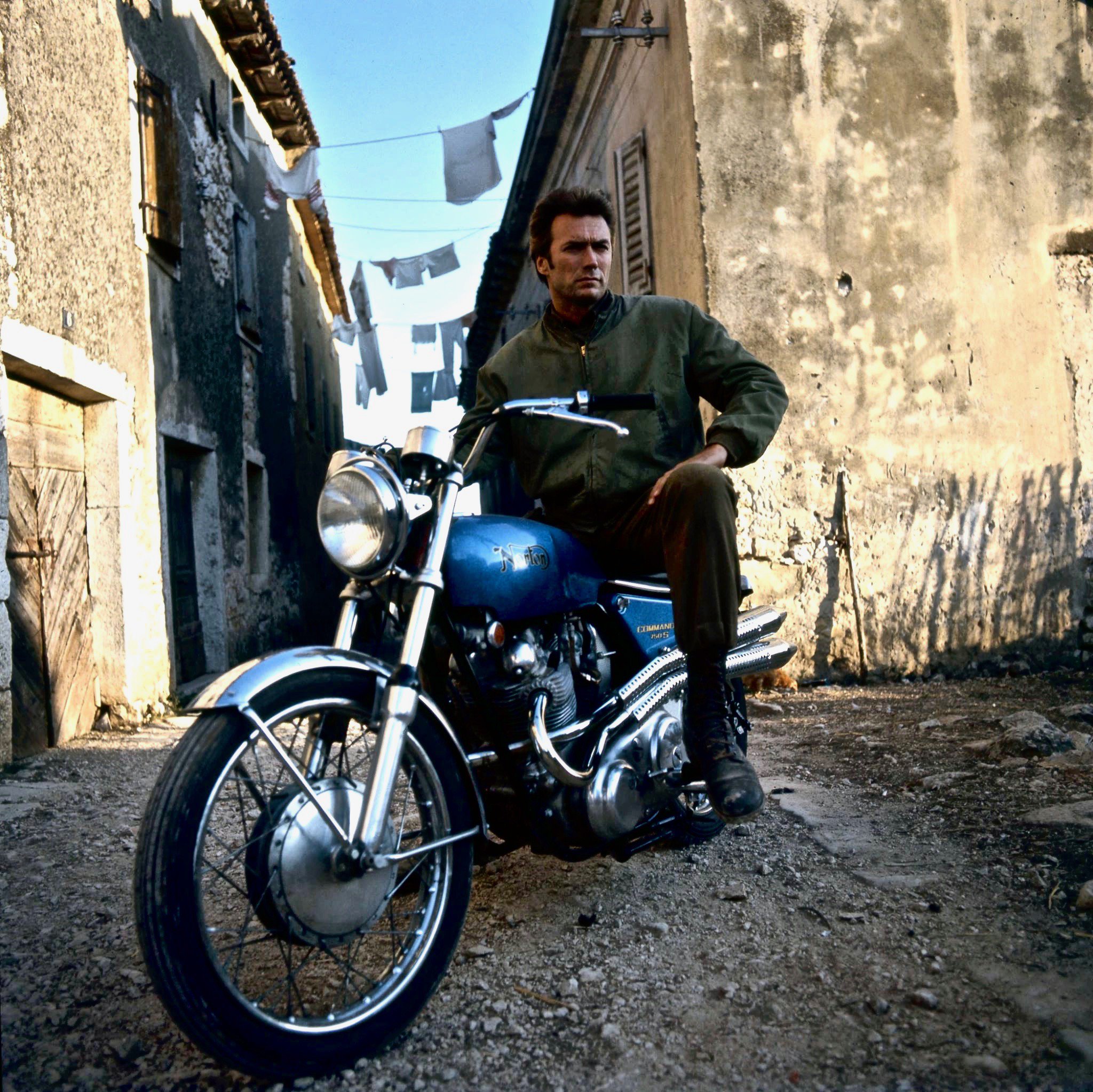 Norton Commando 1974